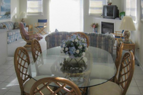 Tower Shores -- 39540 Cove